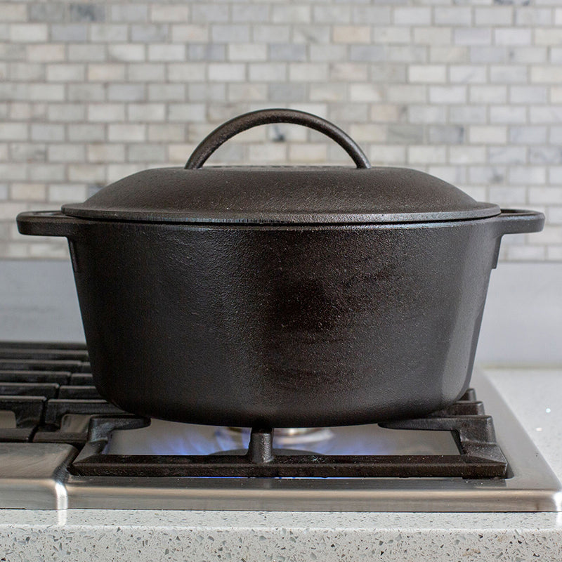 Cast Iron Dutch Ovens - Lodge