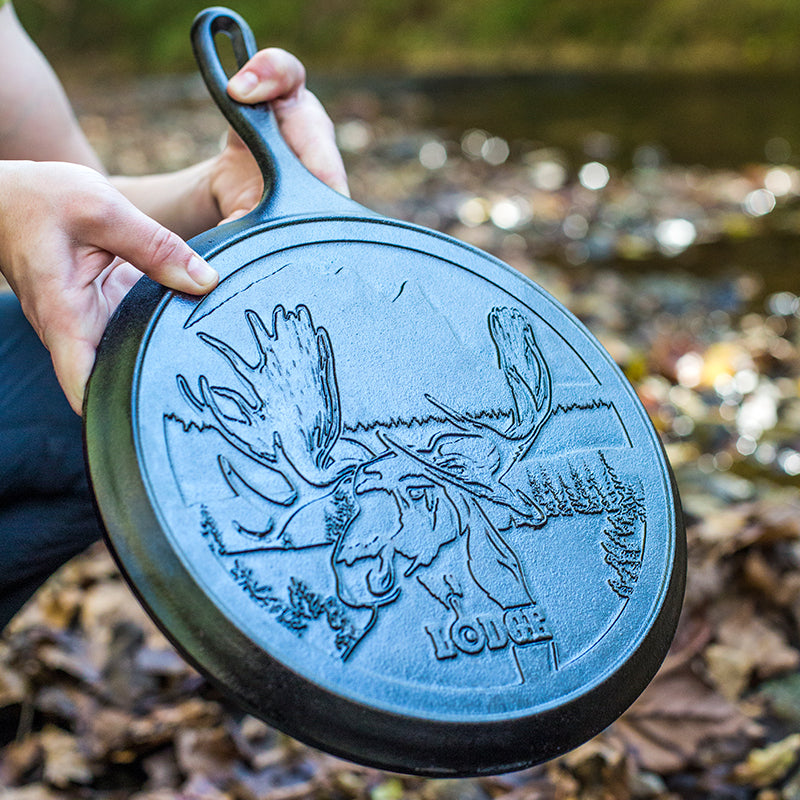 Wildlife Series? 10.5 Inch Cast Iron Moose Griddle? - Lodge