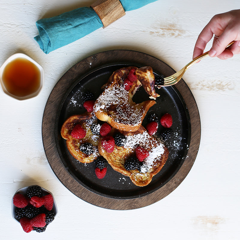 Round Serving Griddle - Lodge